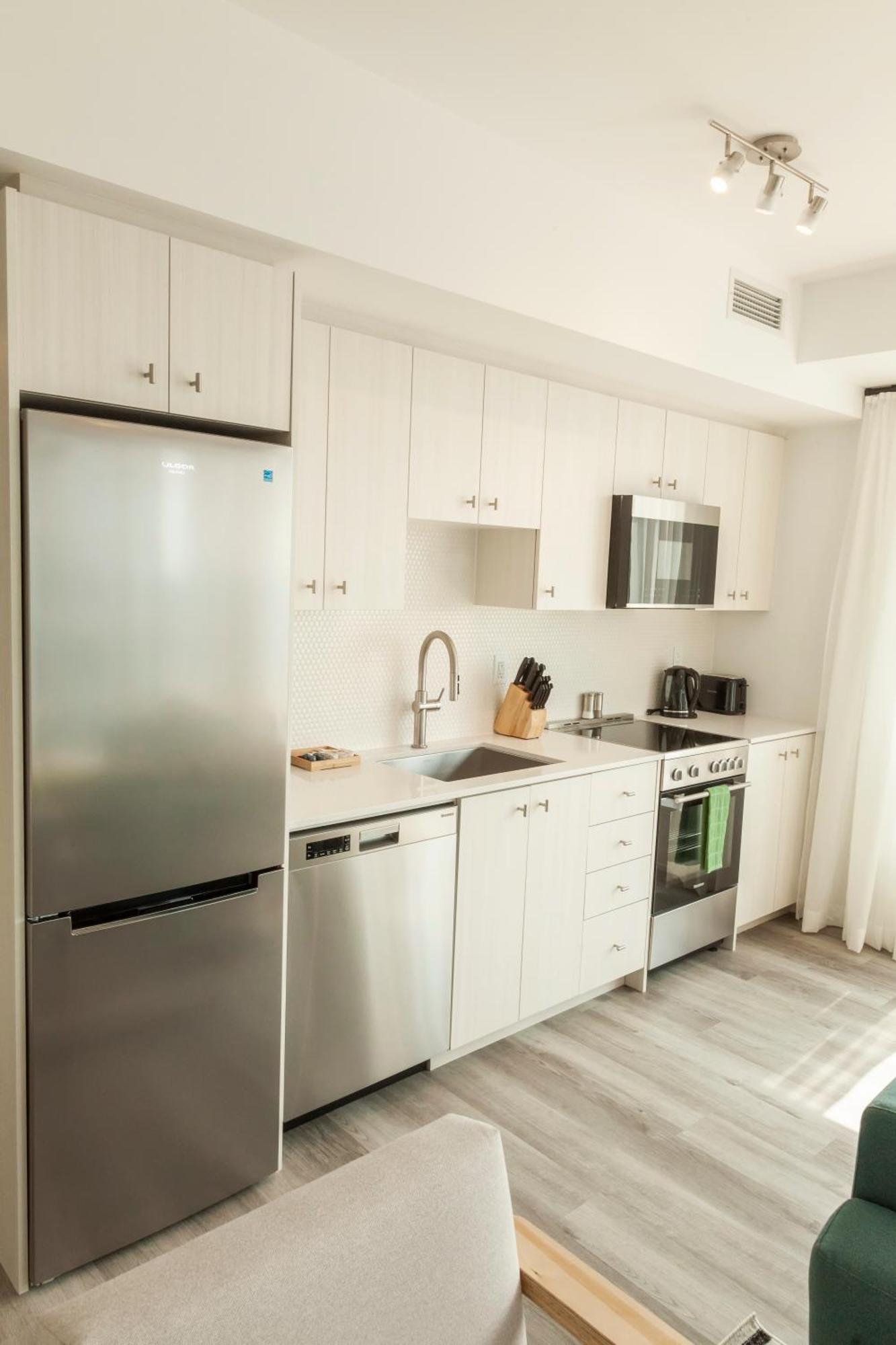 The Laundry Rooms Station Park كيتشنر المظهر الخارجي الصورة