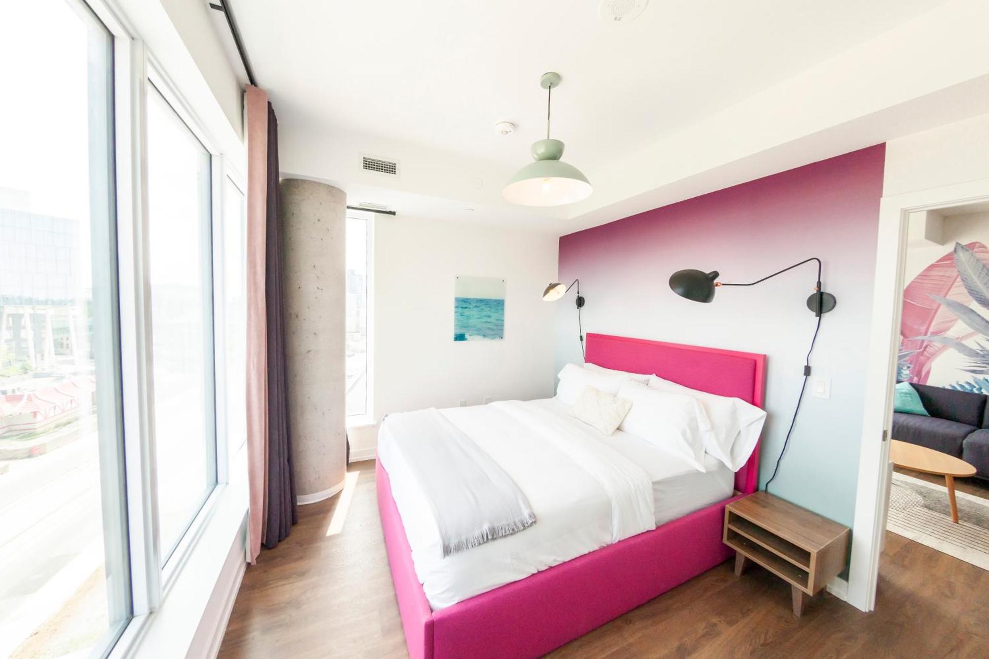 The Laundry Rooms Station Park كيتشنر المظهر الخارجي الصورة